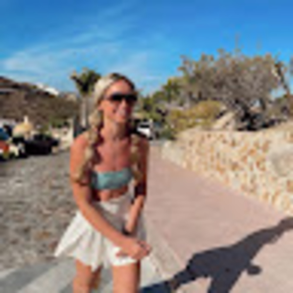 Meet your Posher, Haley